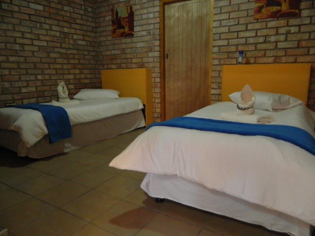 Melissa'S Guest House Kamanjab Exterior photo