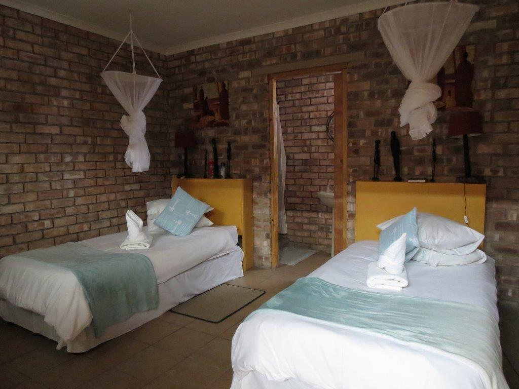 Melissa'S Guest House Kamanjab Exterior photo