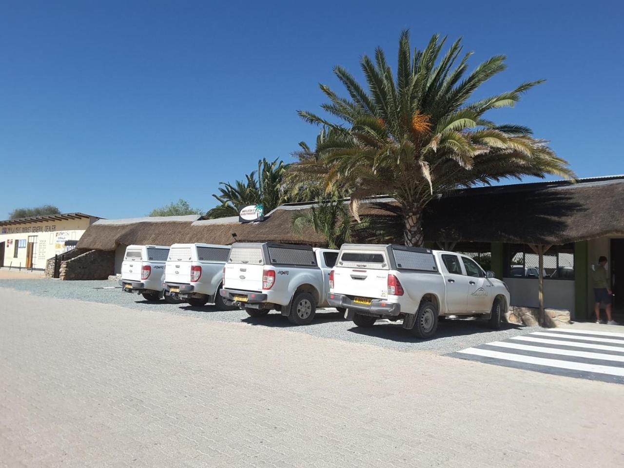 Melissa'S Guest House Kamanjab Exterior photo