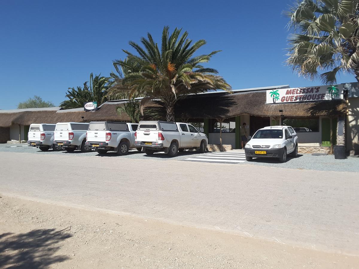 Melissa'S Guest House Kamanjab Exterior photo