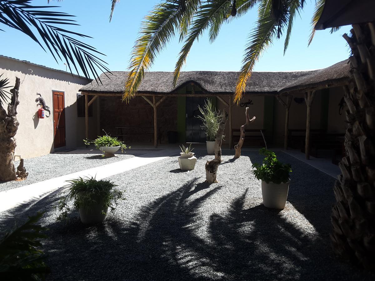 Melissa'S Guest House Kamanjab Exterior photo